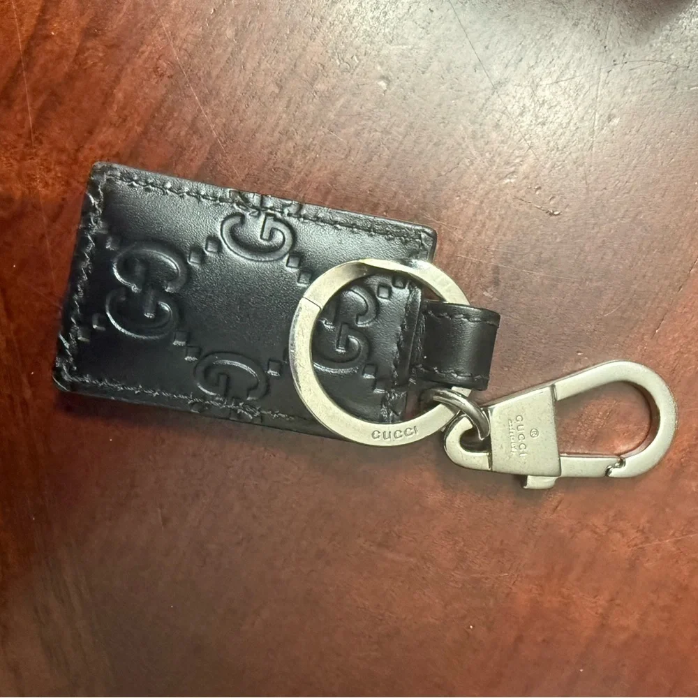 Brand new with box and dustbag Gucci Black Embossed Leather Key Holder keychain